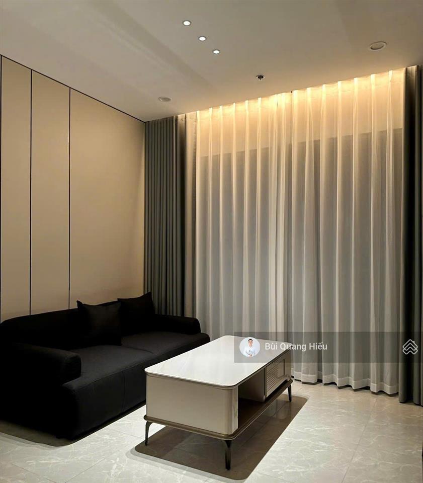Chính chủ cho thuê căn hộ 2 ngủ 2 vệ sinh đẹp, full đồ.  chính chủ 0347 391 ***