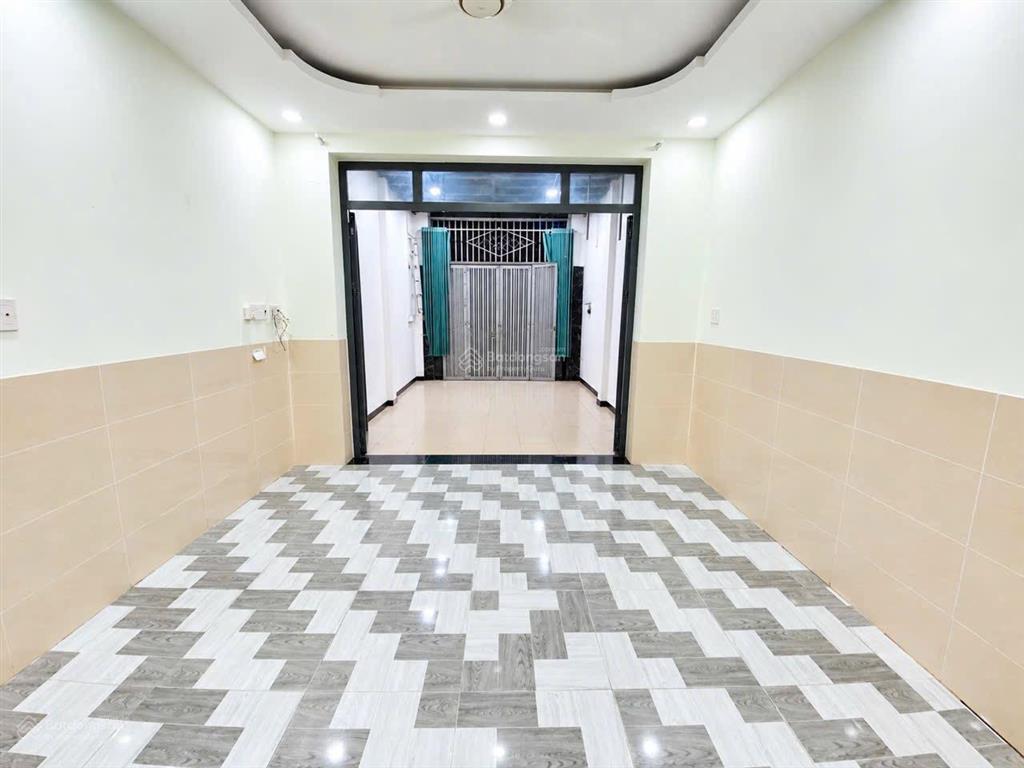 Bán nhà 1 lầu thạnh xuân 22 hẻm thông xe tải tận nhà, sổ hồng riêng, 2 phòng ngủ