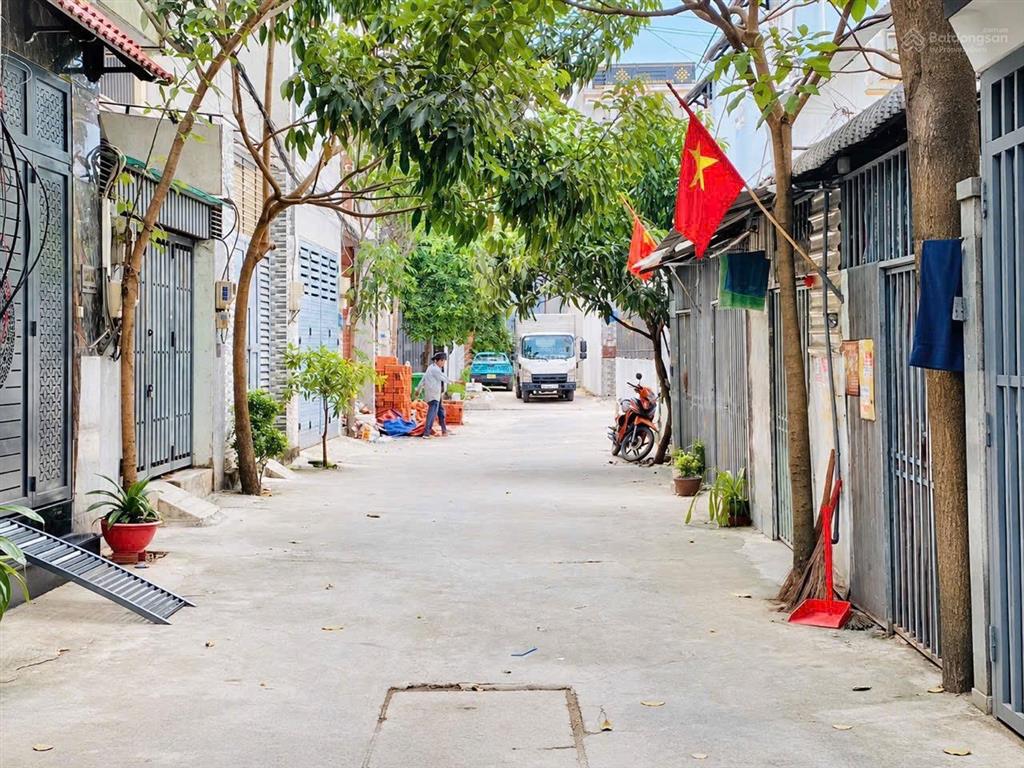 Bán nhà 1 lầu thạnh xuân 22 hẻm thông xe tải tận nhà, sổ hồng riêng, 2 phòng ngủ