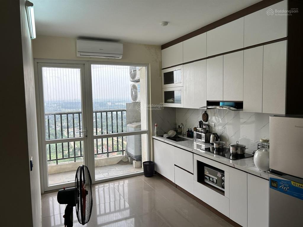 Bán căn hộ phenikaa thạch thất  full nội thất  view núi cực đẹp  2pn 1wc chỉ 2.4x tỷ