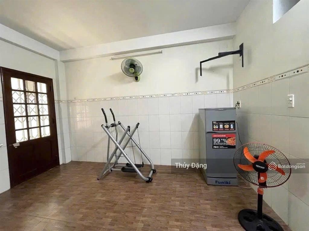 Cần bán gấp nhà 3 tầng đường 7m5 ỷ lan nguyên phi  90m2 gần ngã 4 lê thanh nghị đoạn sầm uất nhất