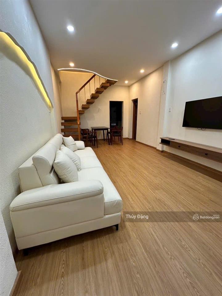 Bán nhà 2 tầng kiệt 3m phạm phú thứ nhà mới sẵn vào ở cách sông hàn 10 bước chân