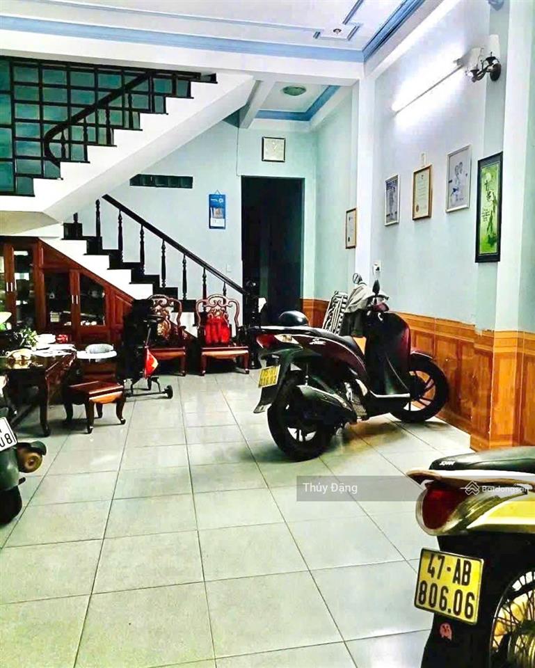 Cần bán căn nhà 3 tầng đường 7m5 lương nhữ hộc  đối diện trường đh ngoại ngữ đà nẵng  khuê trung