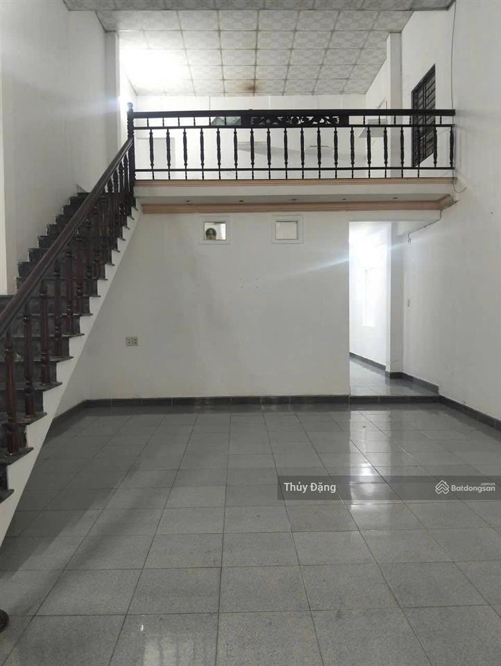 Bán nhà cấp 4 gác lửng đúc đường hoàng đạo thuý 120m2 ngang 5m giá nhỉnh hơn 6 tỷ