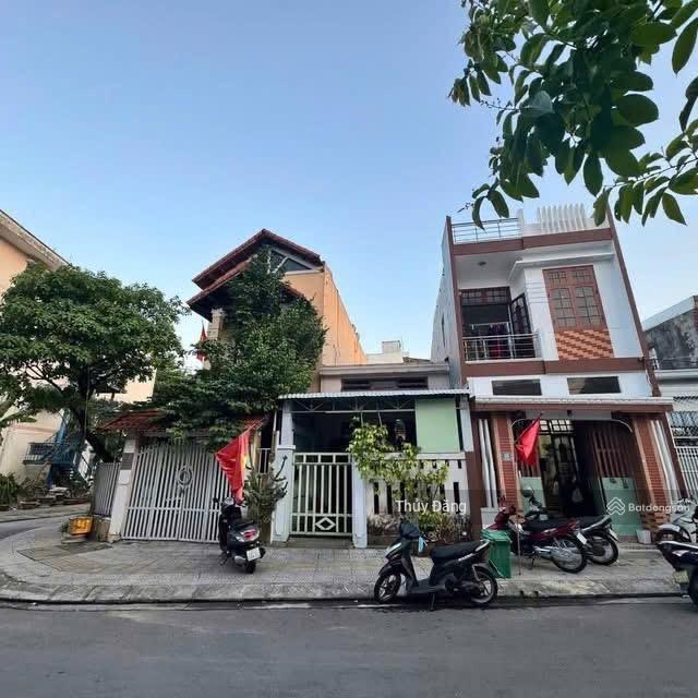 Cần bán nhà cấp 4 đường 5m5 nguyễn thượng hiền 93m2 ngang 4.5m giá 6 tỷ 7 ( thương lượng)