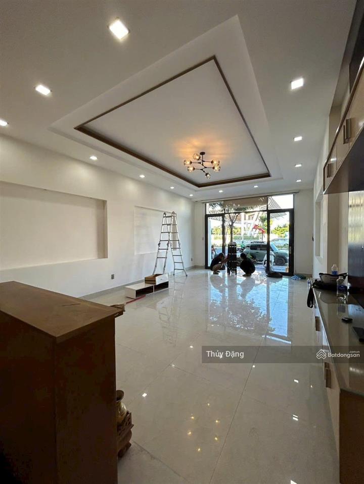 Cho thuê nhà 3 tầng đường 29 gần tượng đài đoạn kinh doanh sầm uất