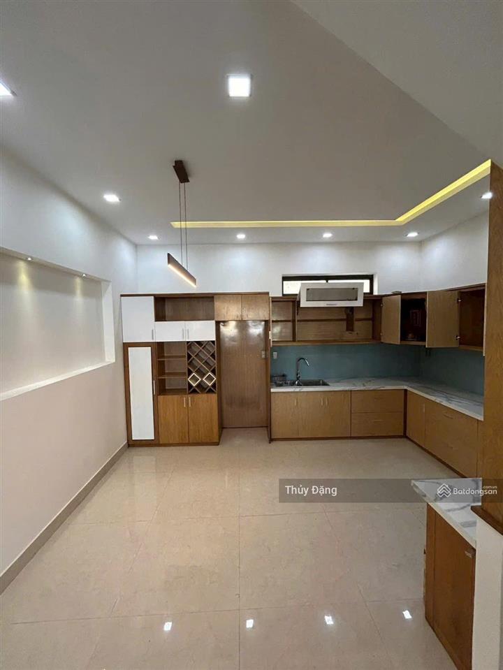 Cho thuê nhà 3 tầng đường 29 gần tượng đài đoạn kinh doanh sầm uất
