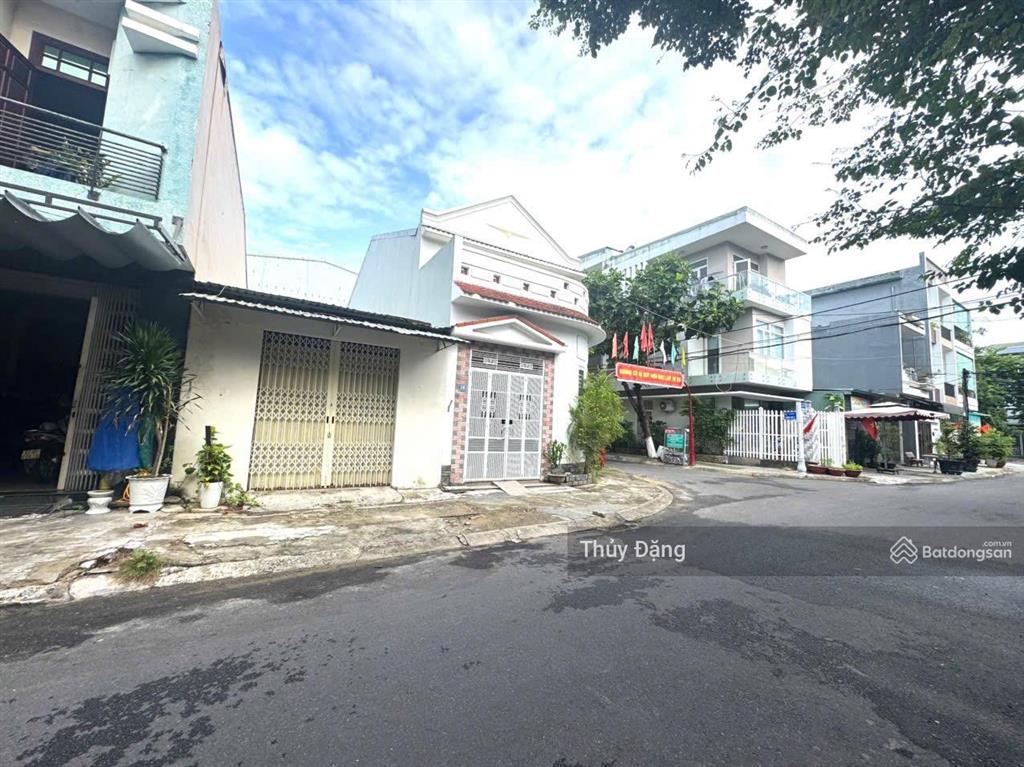 Bán căn nhà cấp 4 đường nguyễn đổng chi sát lê thanh nghị hướng đông mát mẻ cả ngày.