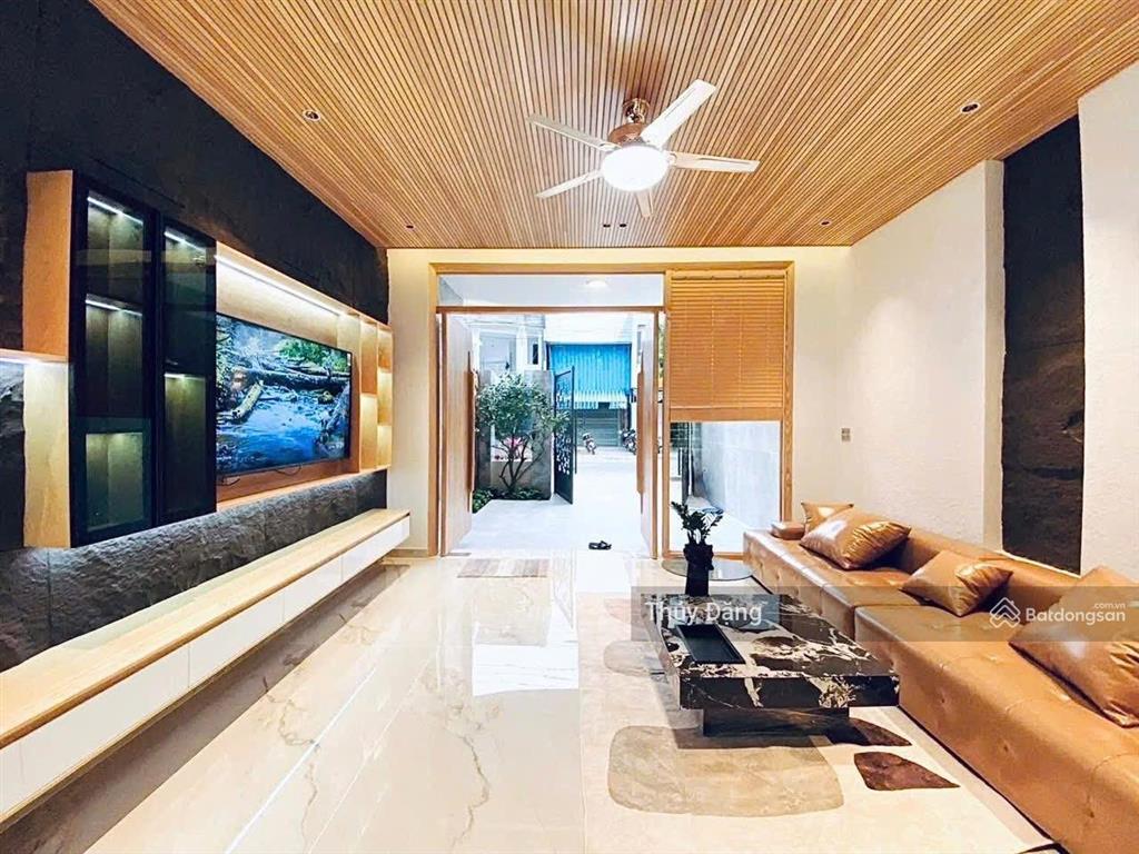 Chị gái cần bán nhà đẹp 3 tầng đường vũ đình liên, hoà xuân, gần võ chí công & n phước lan 9,5ty
