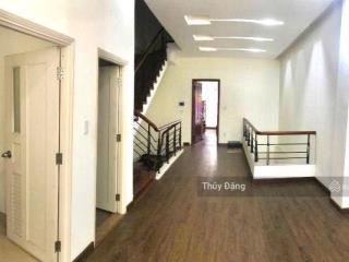 Cần bán căn nhà 4 tầng đường 30/4  161m2  sát núi thành  hòa cường bắc hải châu