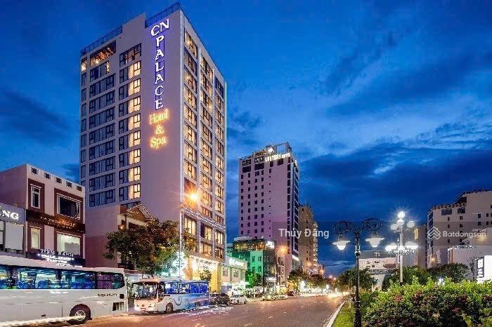 Cho thuê lô đất 2 mặt tiền phạm văn đồng  1430m²  khu du lịch sầm uất  sơn trà  đà nẵng