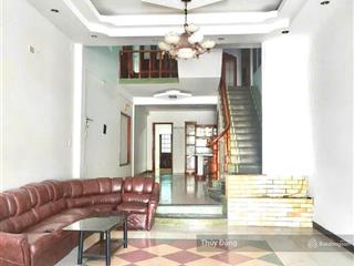 Chủ nhà cần bán gấp căn nhà 3 tầng đường 10m5 hàn thuyên 121m2 gần sát đường 30/4