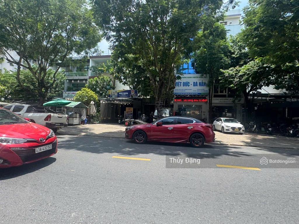 Cần bán căn nhà 3 tầng đường 10m5 lê thanh nghị  đoạn vỉa hè 13m  hoà cường bắc  dt 117.5m²
