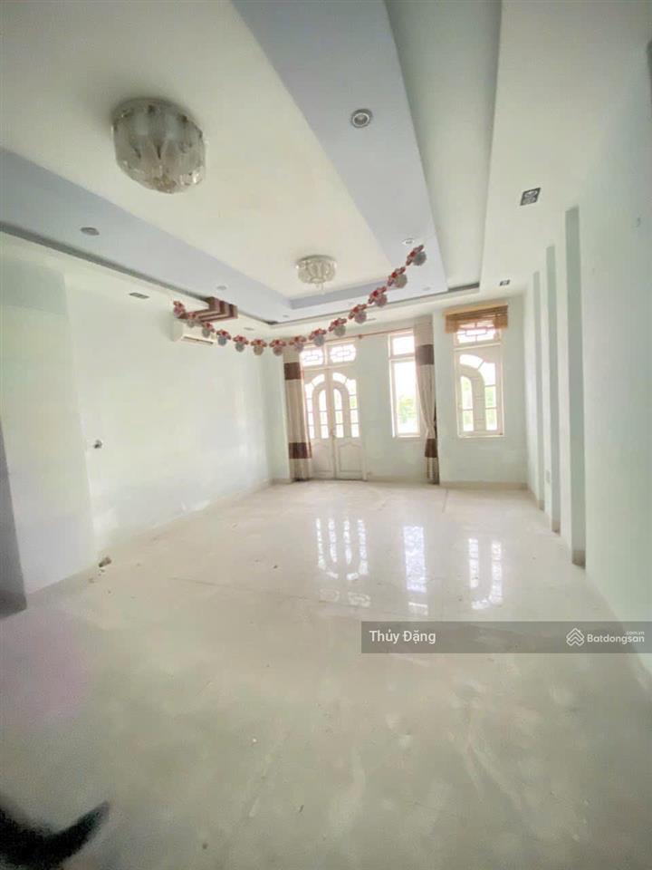 Cho thuê tòa nhà mặt tiền xô viết nghệ tĩnh  gần đh kiến trúc  diện tích 150m2