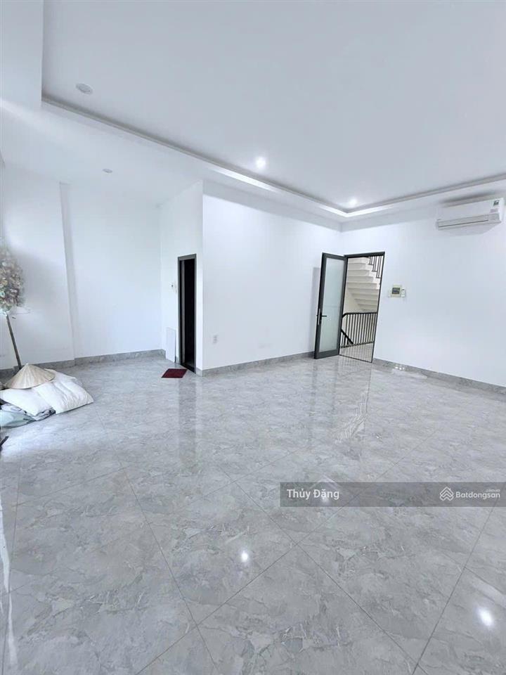 Cho thuê shophouse 4 tầng đường nại nam, hải châu  gần ngay siêu thị lotte