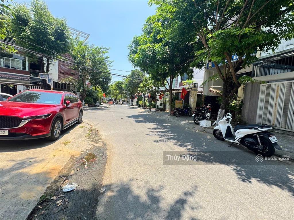 Cần bán lô đất đường nguyễn đăng đạo 108m2 ngang 5m sát phan đăng lưu  giá chỉ 74 triệu/m2