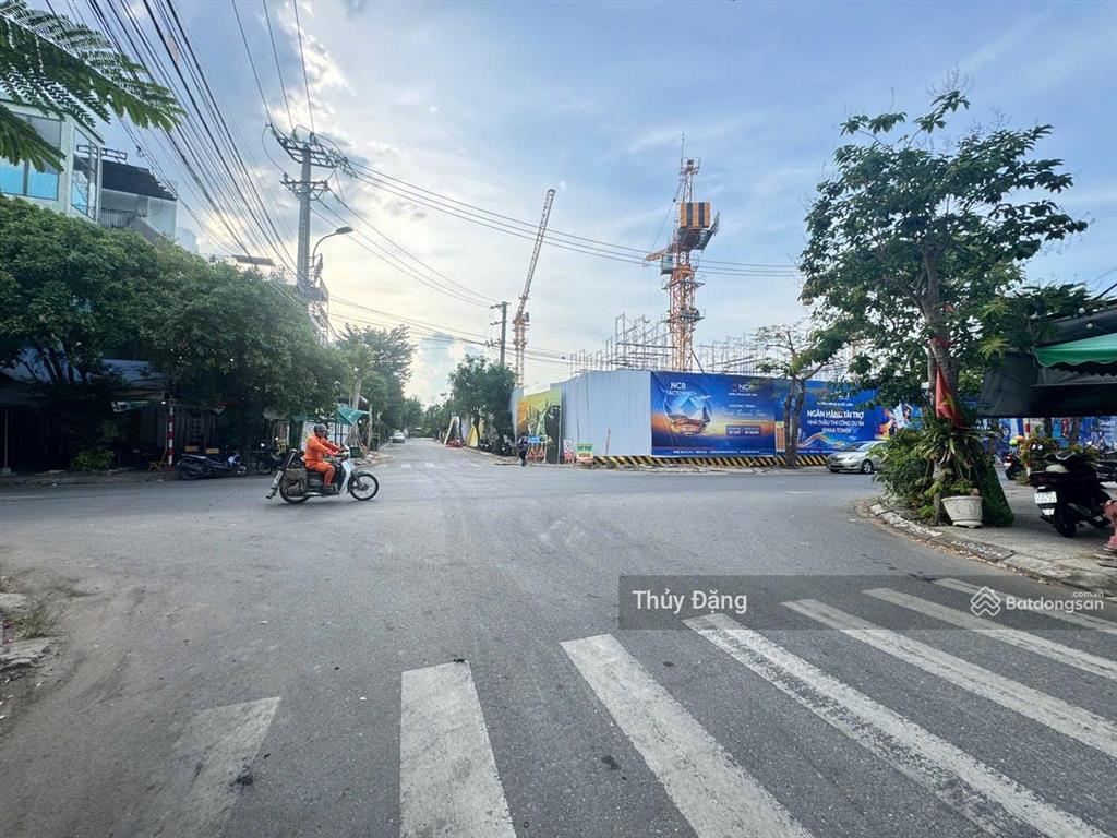 Bán đất đường nguyễn mậu tài 100m2  sạch đẹp  sát cầu hòa xuân cực đẹp