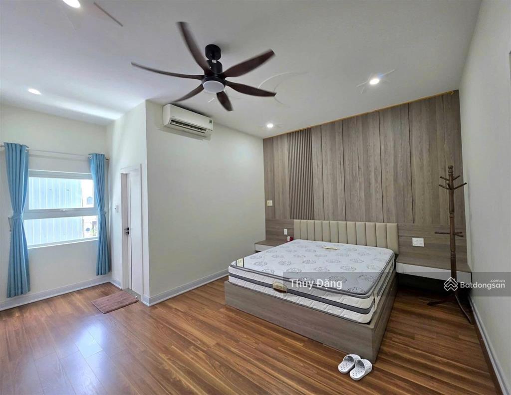 Cho thuê nhà 4 tầng đường 10m5 tiểu la  đoạn kinh doanh sầm uất  full nội thất sẵn vào ở
