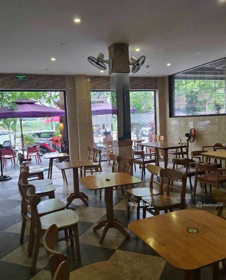 Cho thuê mặt bằng góc 2 mt loseby  diện tích 250m2  kinh doanh sầm uất