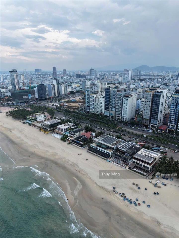 Cho thuê nhà 2 tầng đường võ nguyên giáp  210m2 ngang 7.5m giá chỉ 120 triệu/tháng.  em thuỷ xem