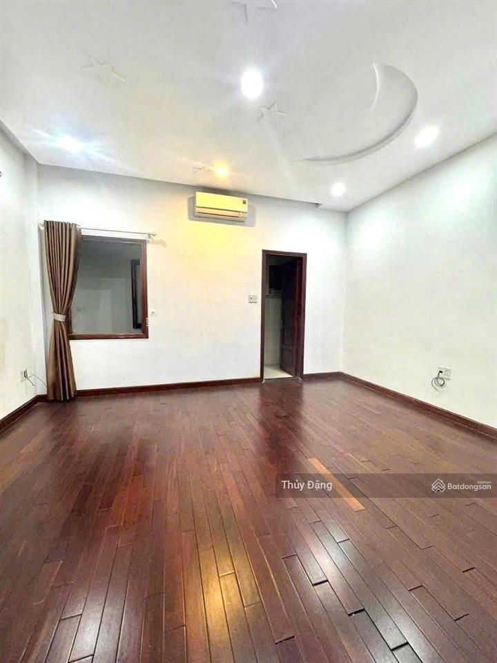 Cho thuê căn nhà 3 tầng đường 33m xô viết nghệ tĩnh  làm văn phòng cty  ở đều được