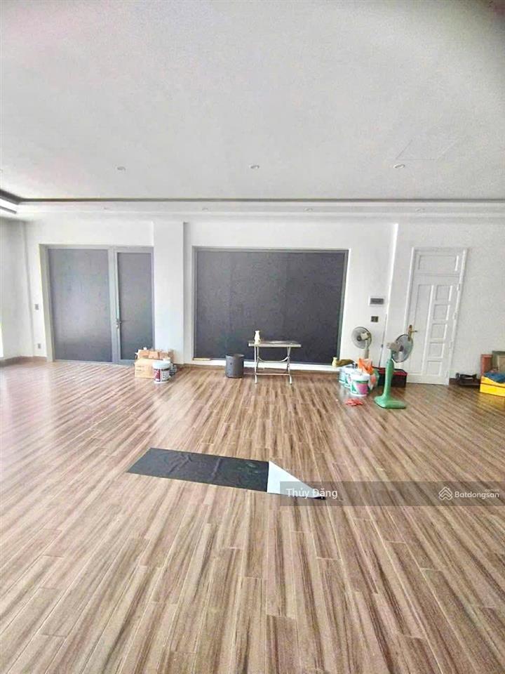Cho thuê nhà cấp 4 đường 10m5 chính hữu  120m2 ngang 8m  vị trí khu du lịch  ngay phạm văn đồng