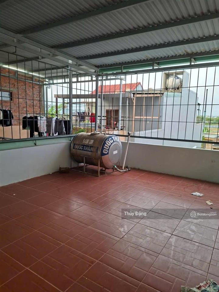 Cho thuê nhà 2 tầng đường 33m hồ xuân hương  thông biển  2 tầng trống suốt