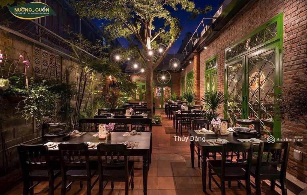 Cho thuê mặt bằng đường 10m5 lê thanh nghị 260m2 ngang 10m ngay trung tâm hải châu