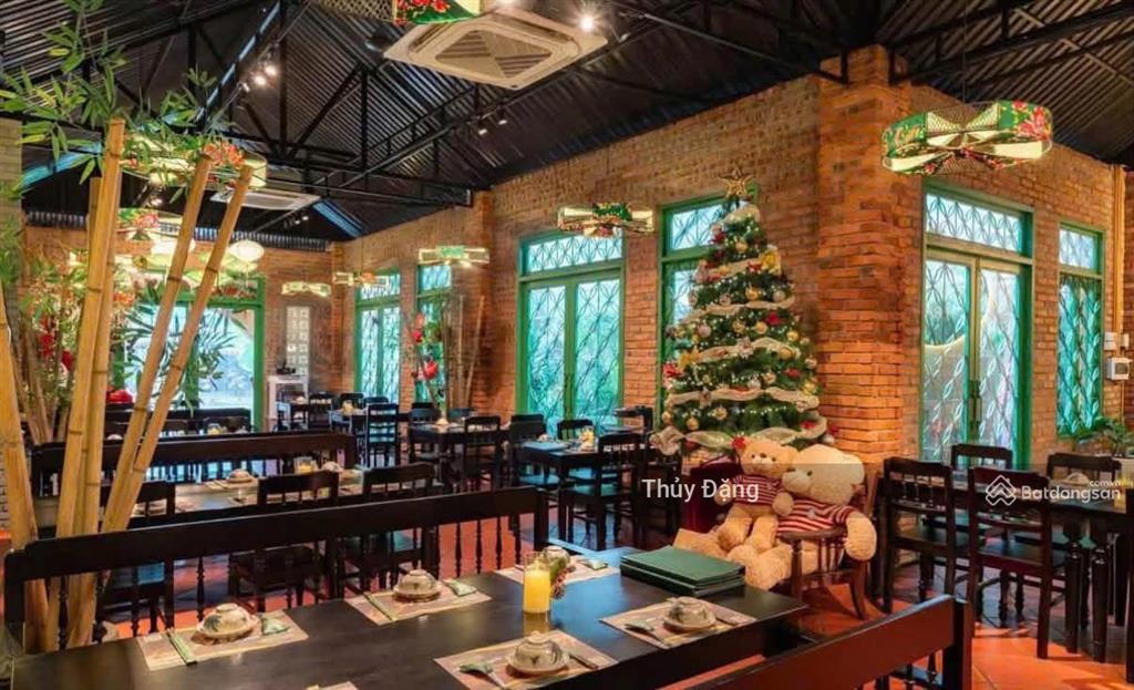 Cho thuê mặt bằng đường 10m5 lê thanh nghị 260m2 ngang 10m ngay trung tâm hải châu