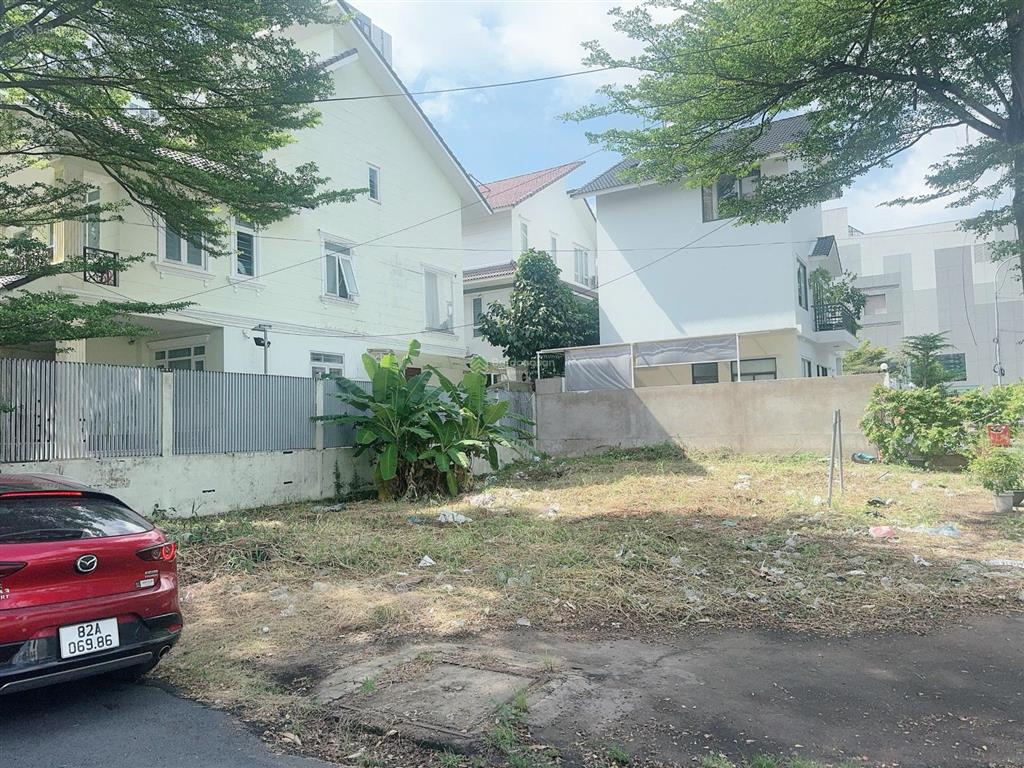 Đất himlam kiều đàm quận 7. dt 8.5m x 25m giá 27 tỷ. dt 207m2. gpxd 7 tầng. gần lotte mart. đh rmit