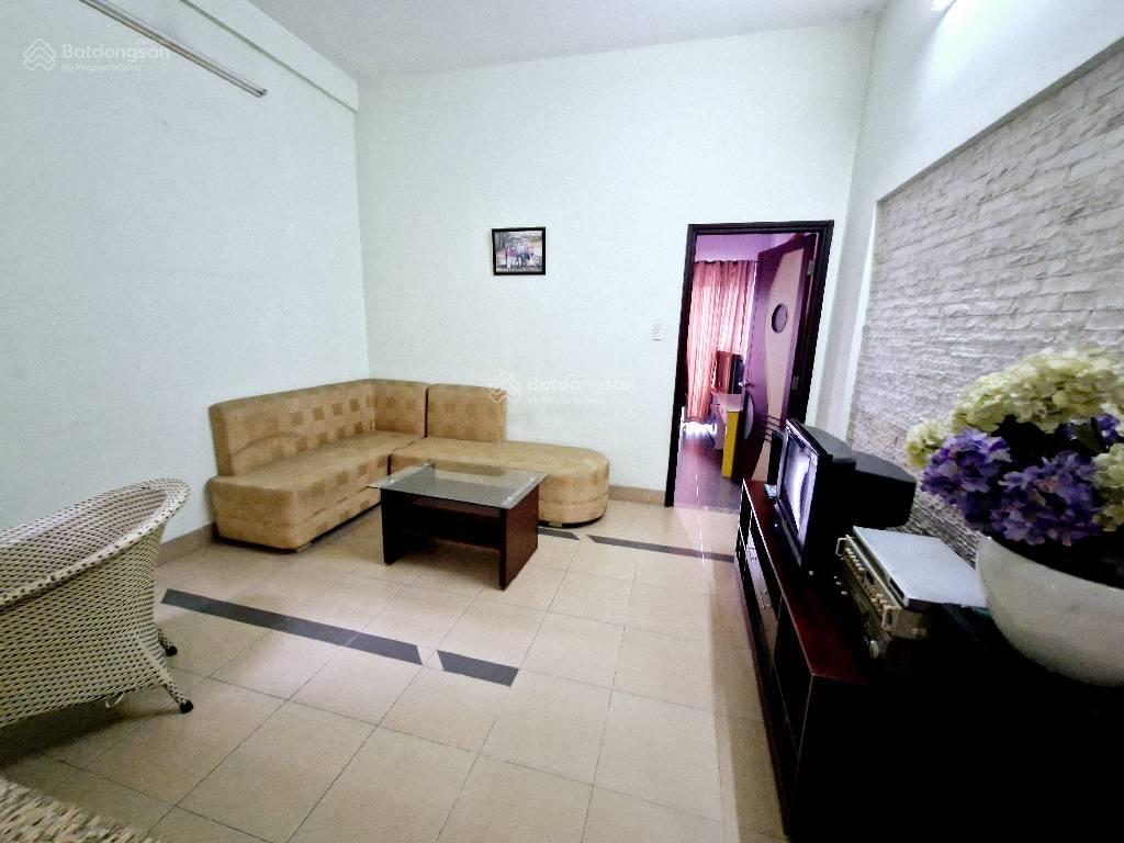 Nhà kdc phú thuận quận 7. dt 5m x 18m 90m2. giá 11 tỷ 8. tk 3 tầng. gần khu nam long tấn trường