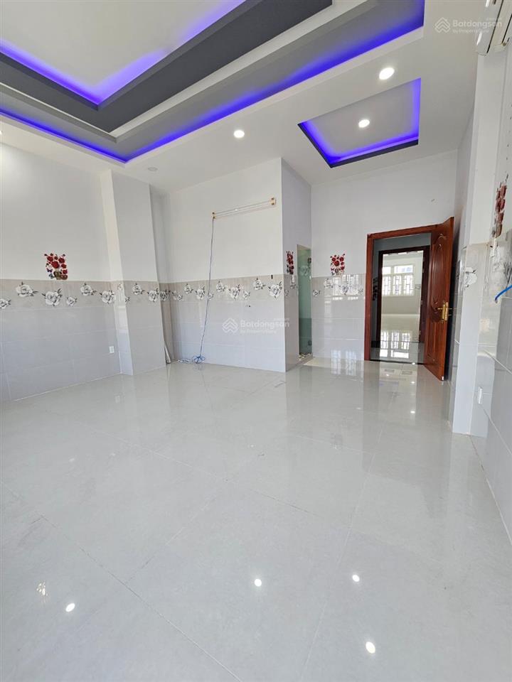 Nhà lâm văn bền q7. dt 5m x 23m. giá 11 tỷ. dt 133m². khu cư xá ngân hàng, tài chính marketing