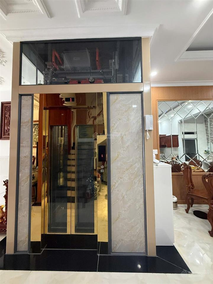 Nhà mai văn vĩnh q7. dt 90m2. giá 24 tỷ. 5,2m x 18m. 5 tầng góc nguyễn thị thập, lâm văn bền. pmh
