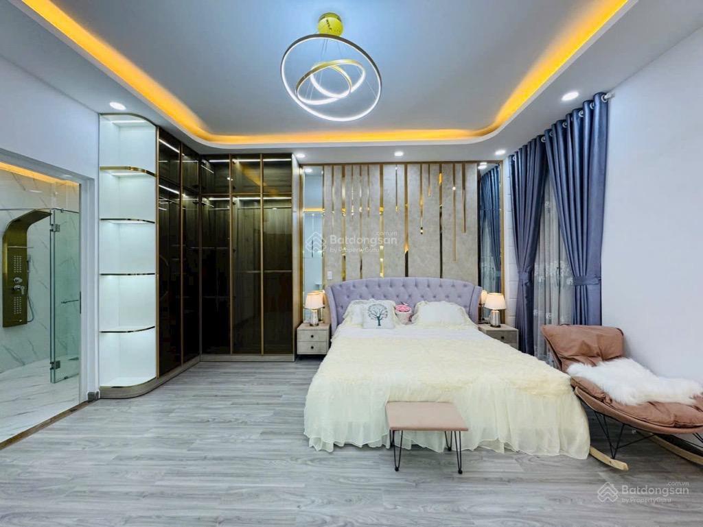 Bán nhà 2 mt lâm văn bền quận 7, giá 25 tỷ. 5mx18m. dt 86m2, 5 tầng. hiếm. góc nguyễn thị thập