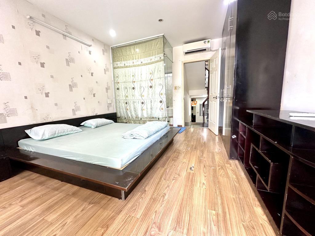 Nhà mtkd nguyễn thị thập q7. dt 4,1 x 29. giá 22 tỷ. 3 tầng, gpxd 7 tầng, gần phú mỹ hưng