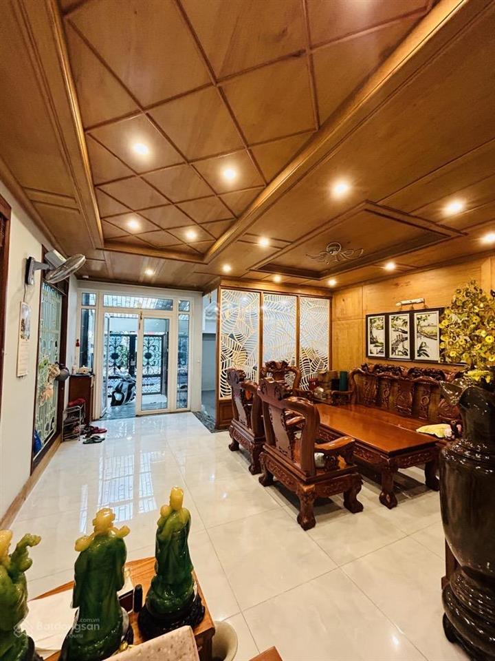 Nhà nguyễn khoái, quận 4. dt 6,5mx23m. giá 15 tỷ. dt 158m2. hxh, mtkd, gần q1, gold view, galaxy 9