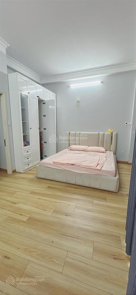 Bán nhà đường số vĩnh hội quận 4. giá 8 tỷ 5. dt 6.5m x 8m. 5 tầng , gần khánh hội , tân vĩnh