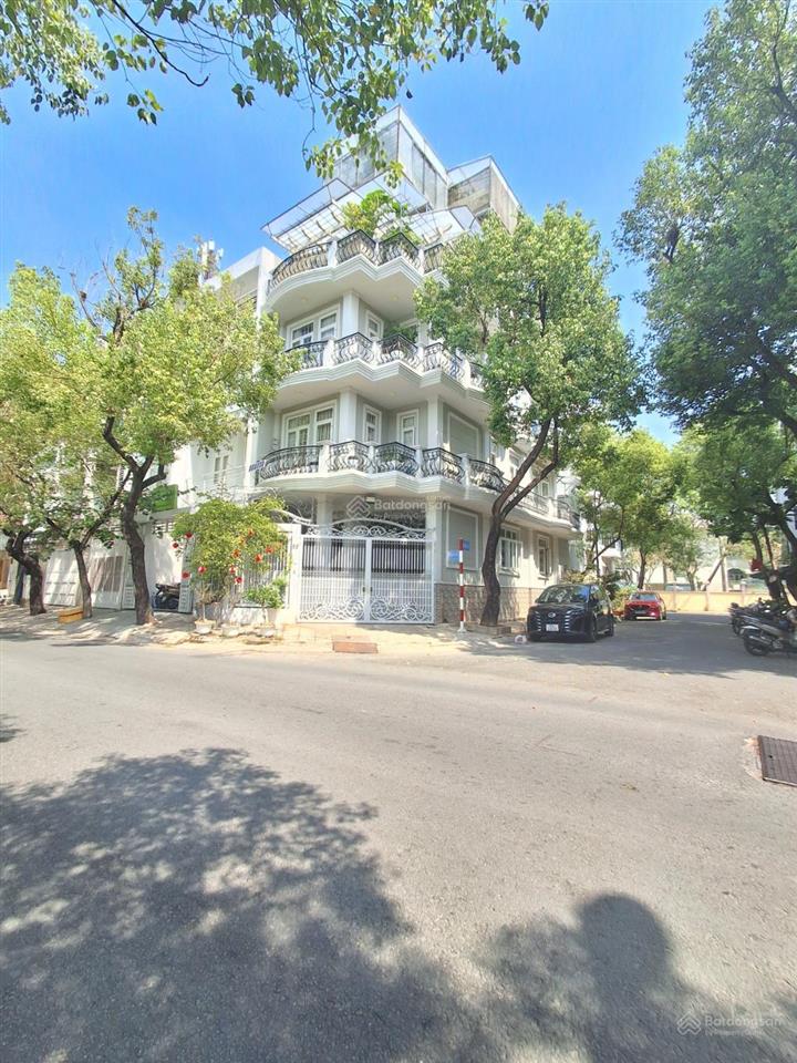 Bán đất trần trọng cung q7 .dt 10 x22. giá 34 tỷ. 220m2. căn góc 2 mt công viên