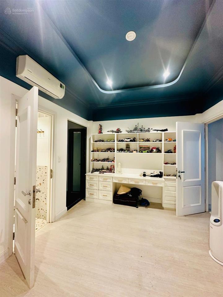 Bán nhà lâm văn bền q7. hxh giá 8 tỷ 8. dt 5,8m x 10m. 58m2 khu cư xá ngân hàng. gpxd 4 tầng. hiếm