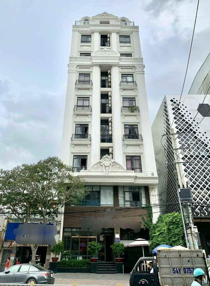 Nhà xóm chiếu, quận 4. dt 7m x 50m. giá 60 tỷ. 446m², gpxd 9 tầng. gần nguyễn tất thành, hoàng diệu