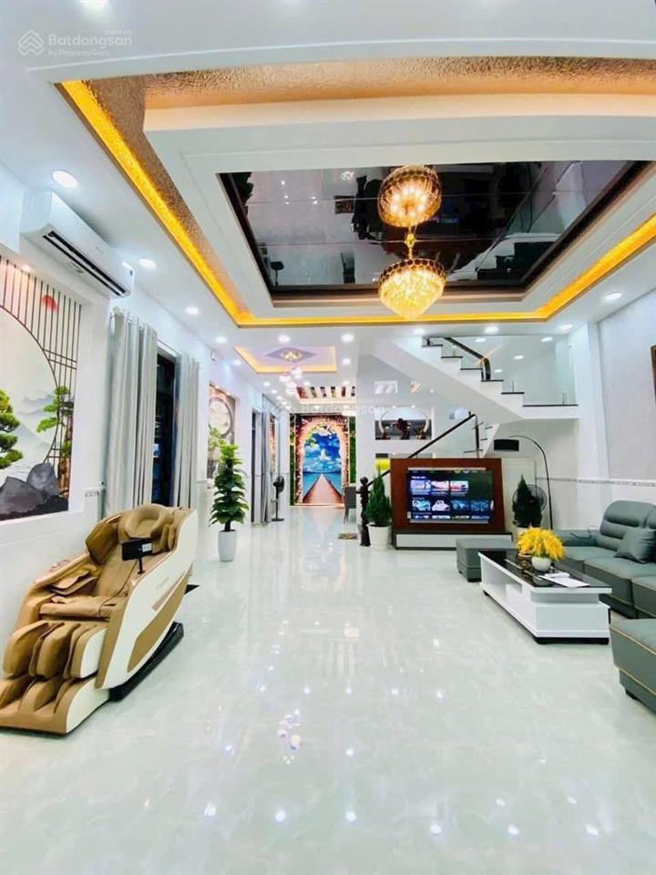 Nhà lê thị riêng quận 1. dt 90m². giá 30 tỷ. 6,6m x 15m. 4 tầng, gần nguyễn trãi. ngã sáu phù đổng