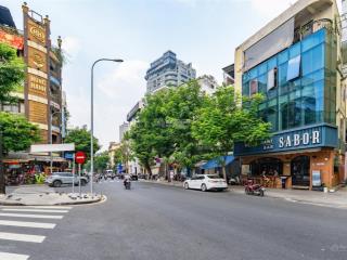 Nhà chợ bến thành quận 1. dt 12m x 20m giá 155 tỷ. gpxd 9 tầng. phố nguyễn huệ, trần hưng đạo