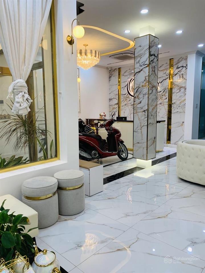 Nhà xóm chiếu quận 4, dt 111m2 6,8m x 18m, giá 18 tỷ, gpxd 7 tầng. gần nguyễn tất thành, khánh hội
