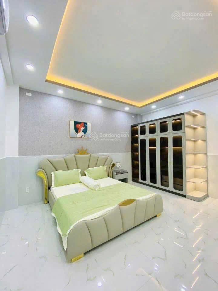 Nhà nguyễn thị thập q7. dt 5m x 22m. giá 9 tỷ 5. dt 100m2. dãy trọ thu nhập 30 triệu. gần lotte