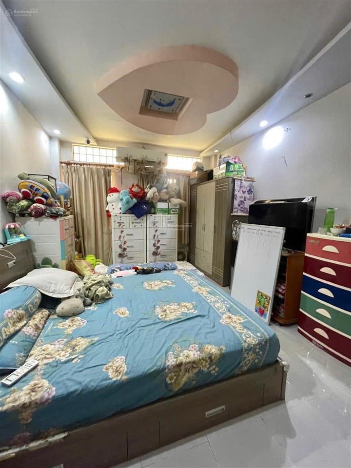 Ngay vincom! bán nhà hxh nguyễn xí p26 q. bt dt 4x17m kc 4t giá bán 8.8 tỷ