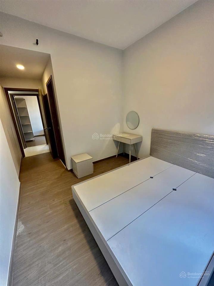 Bán căn 85m2 sổ cầm tay giá 3.5 tỷ có hỗ trợ vay bank, xem nhà thực tế  0908 099 ***