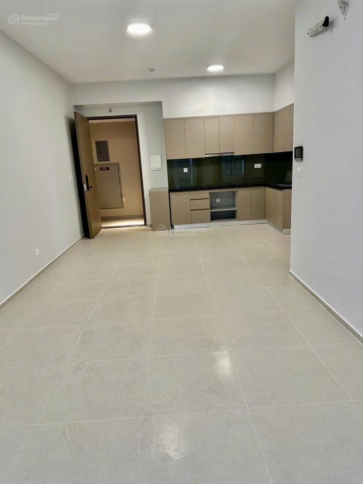 Bán căn 85m2 sổ cầm tay giá 3.5 tỷ có hỗ trợ vay bank, xem nhà thực tế  0908 099 ***