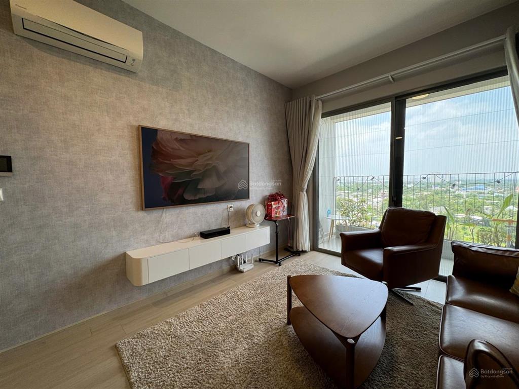 Bán căn 85m2 sổ cầm tay giá 3.5 tỷ có hỗ trợ vay bank, xem nhà thực tế  0908 099 ***