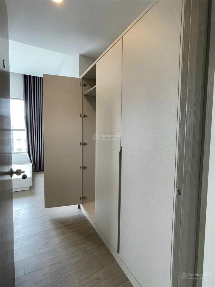 Bán căn 85m2 sổ cầm tay giá 3.5 tỷ có hỗ trợ vay bank, xem nhà thực tế  0908 099 ***