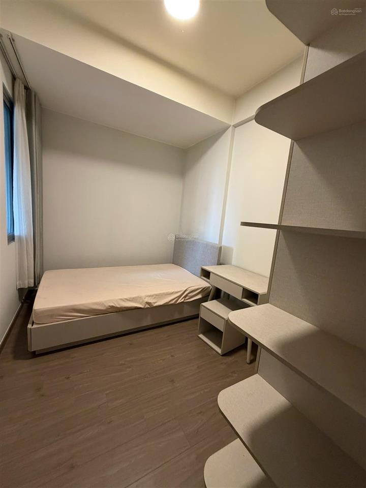 Bán căn 59m2 tháp d sổ sẵn full nội thất giá 2.8 tỷ
